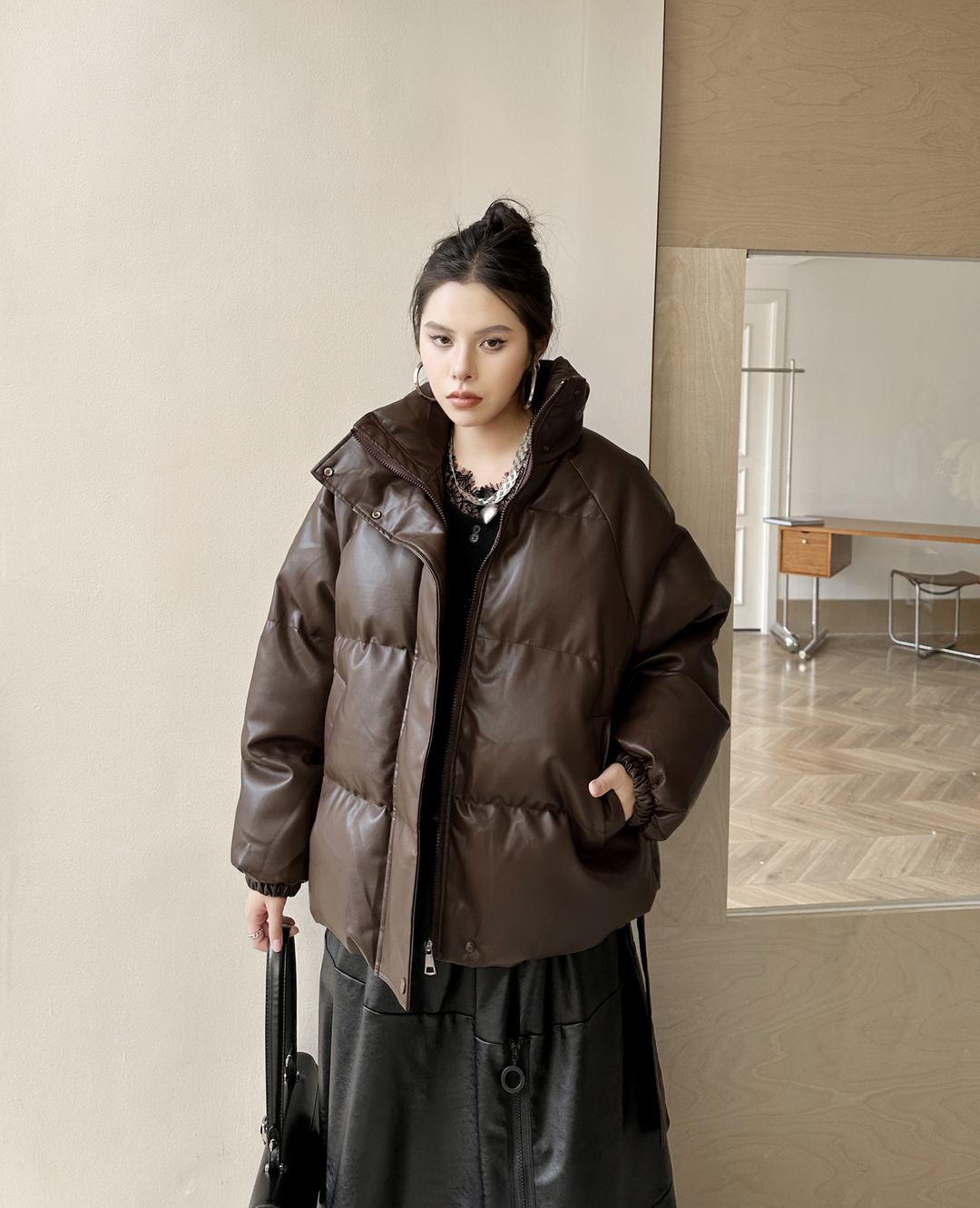 PU leather stand collar padded short volume down jacket