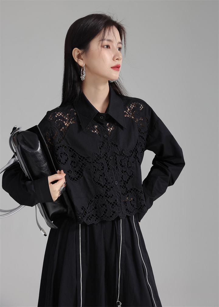 Openwork lace short shirt
