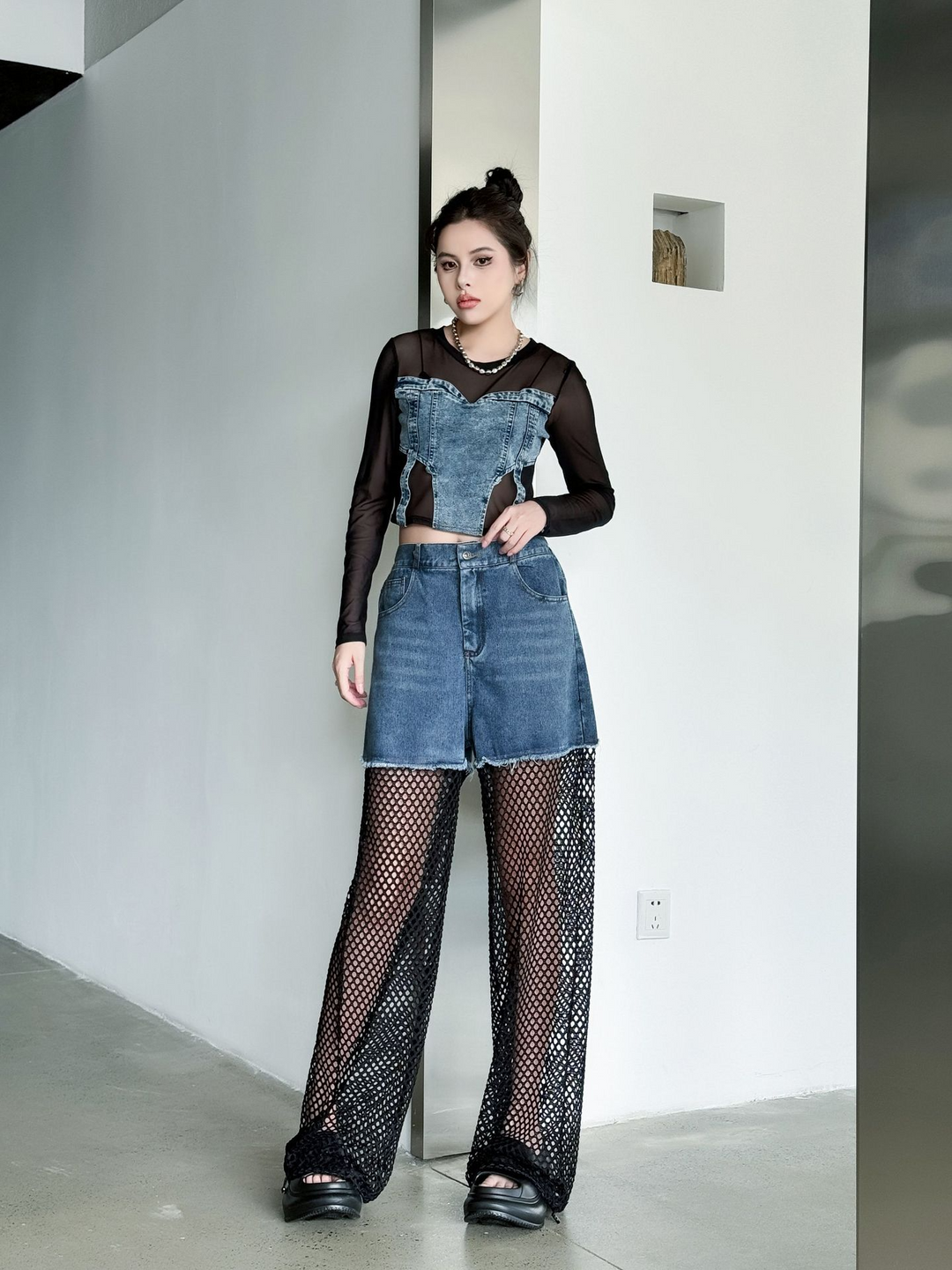 Mesh Patcwork Denim Short Pants