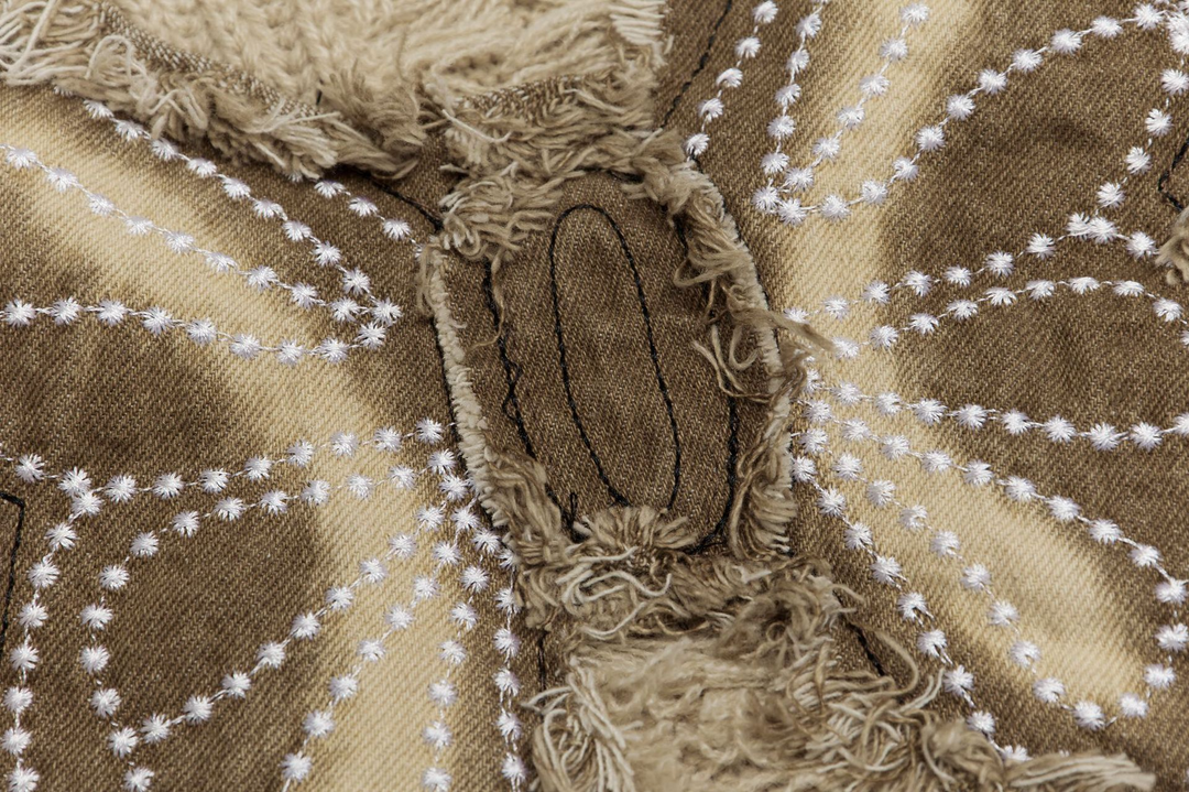 Butterfly embroidery v-neck damage knit sweater