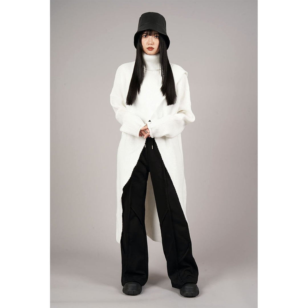 Turtleneck Slit Knit