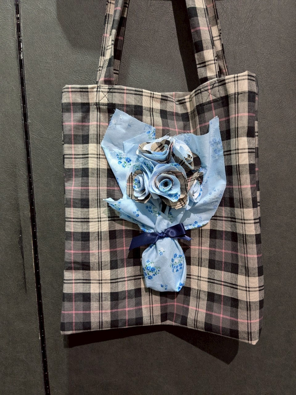 Bouquet Tote Bag