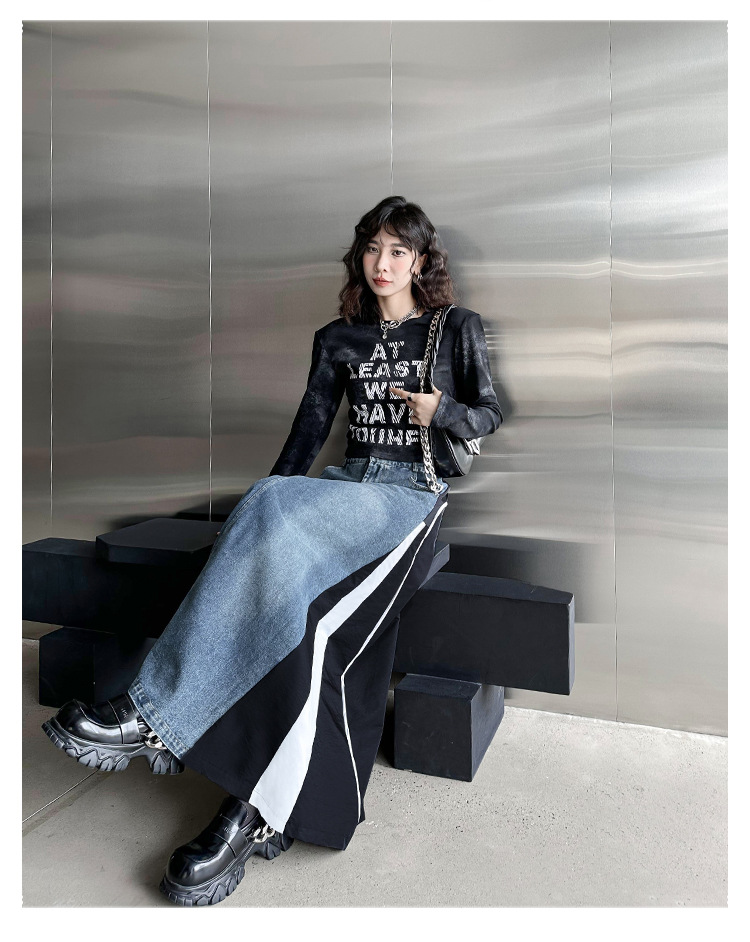 Washed patchwork denim side skirt