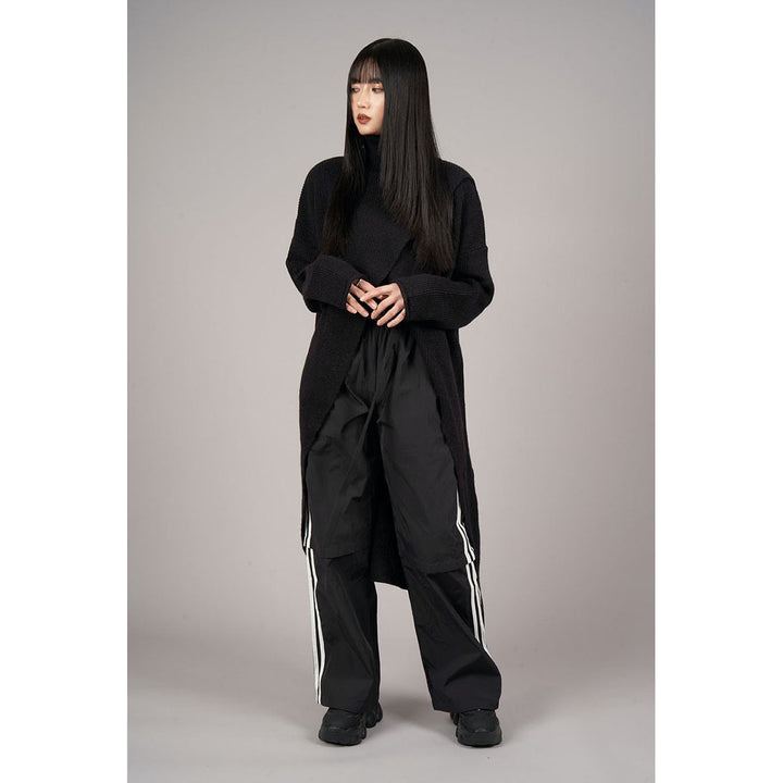 Turtleneck Slit Knit