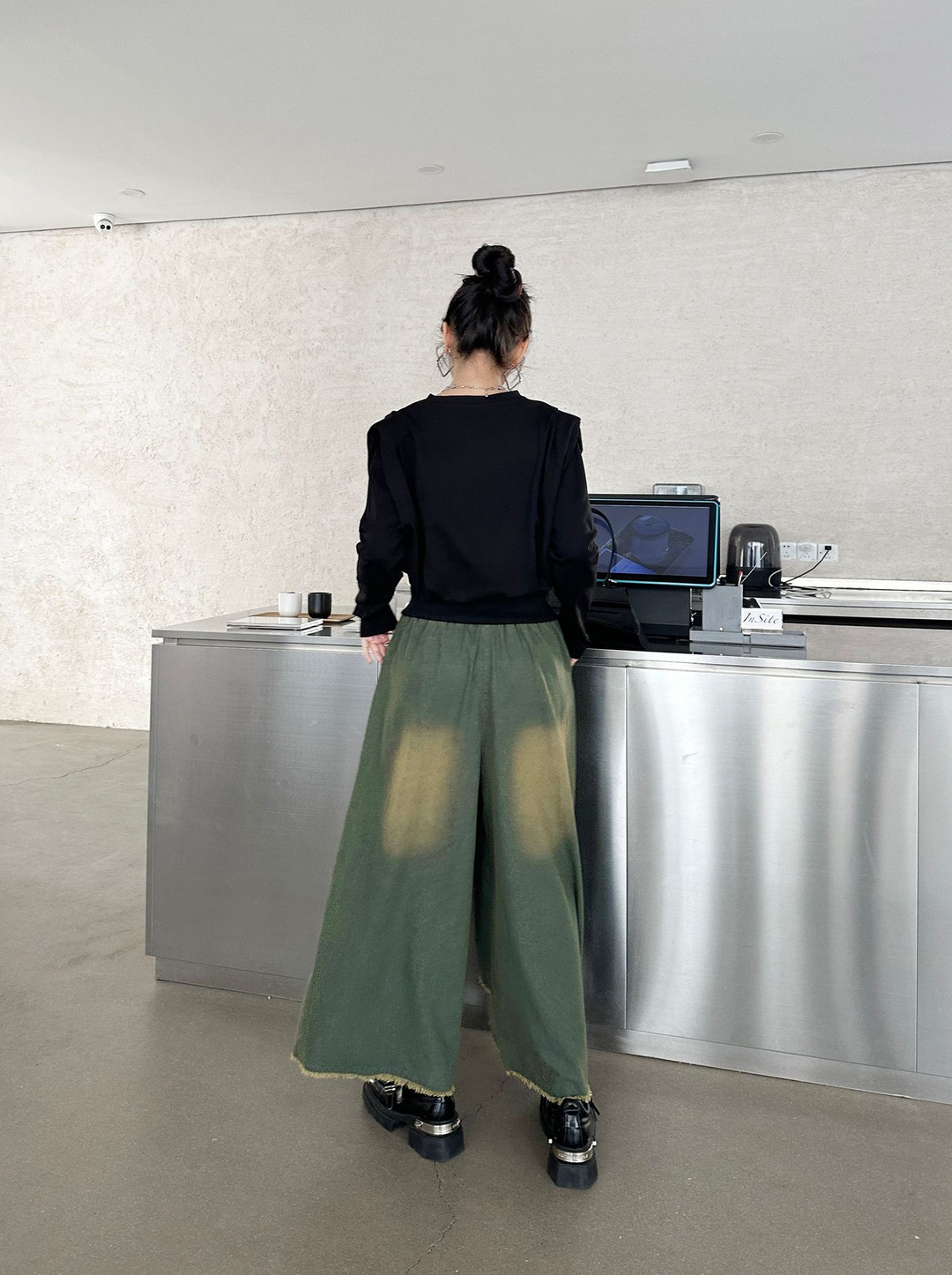 American style drape contrast denim