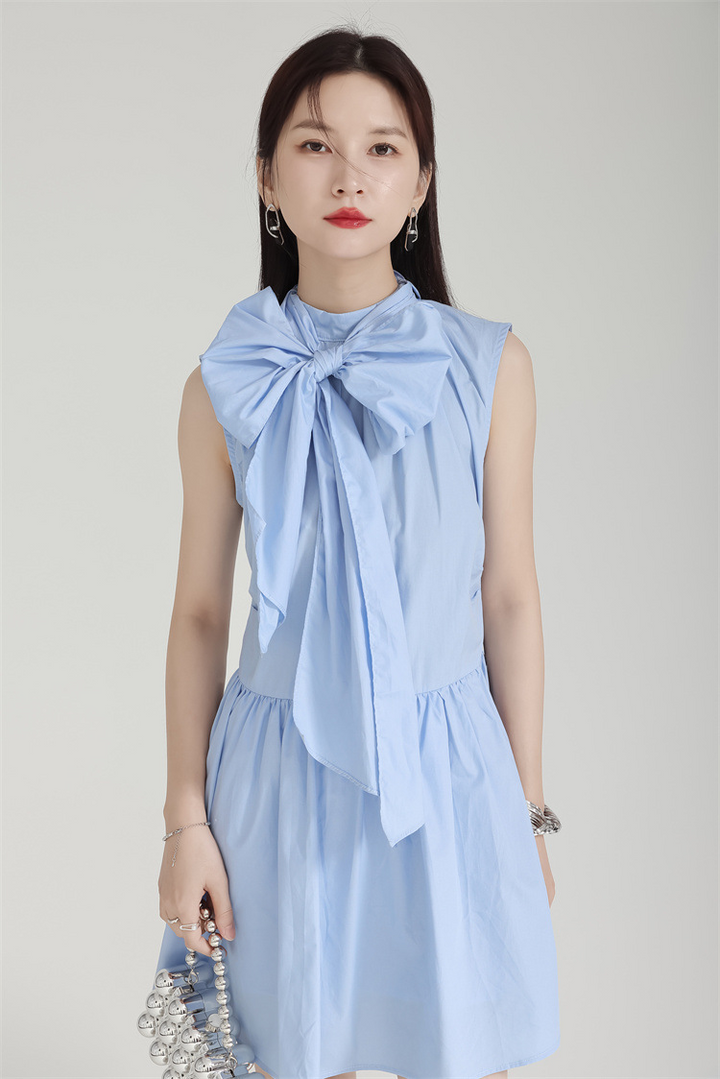 Bow tie sleeveless slim dress