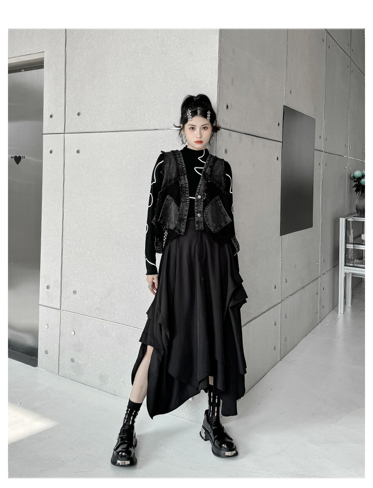 Side Tuck Flare Long Skirt