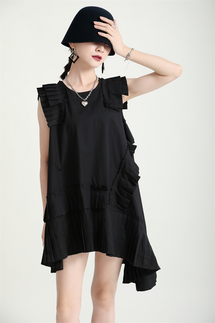 Asymmetry no sleeve pleats one piece