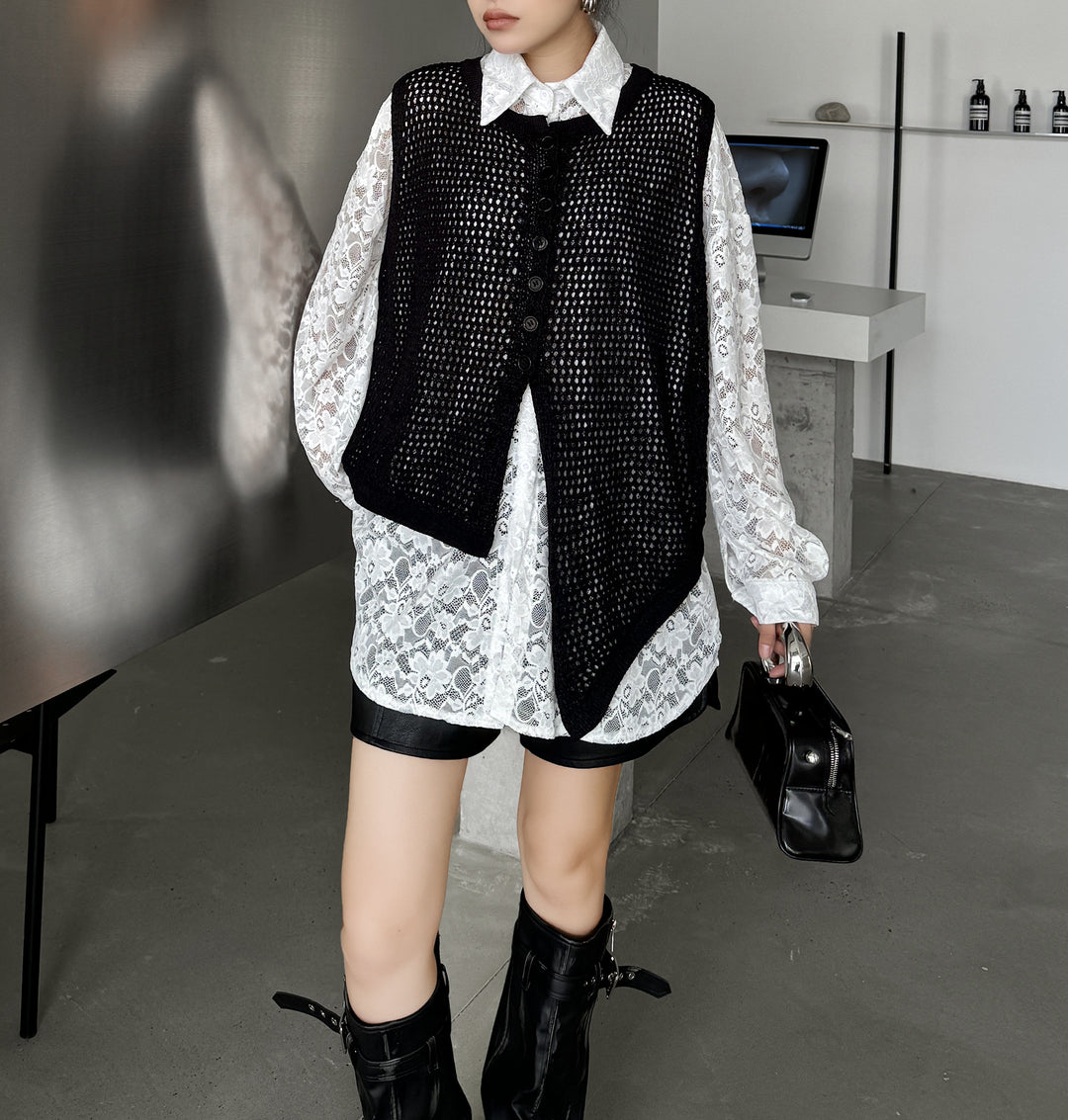 Lace shirt and sleeveless cardigan vest
