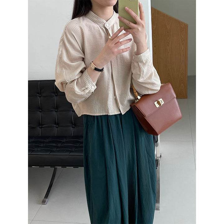 Solid color stand collar shirt