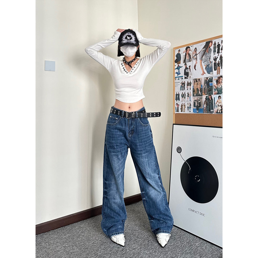 Loose and slim fit washed jeans