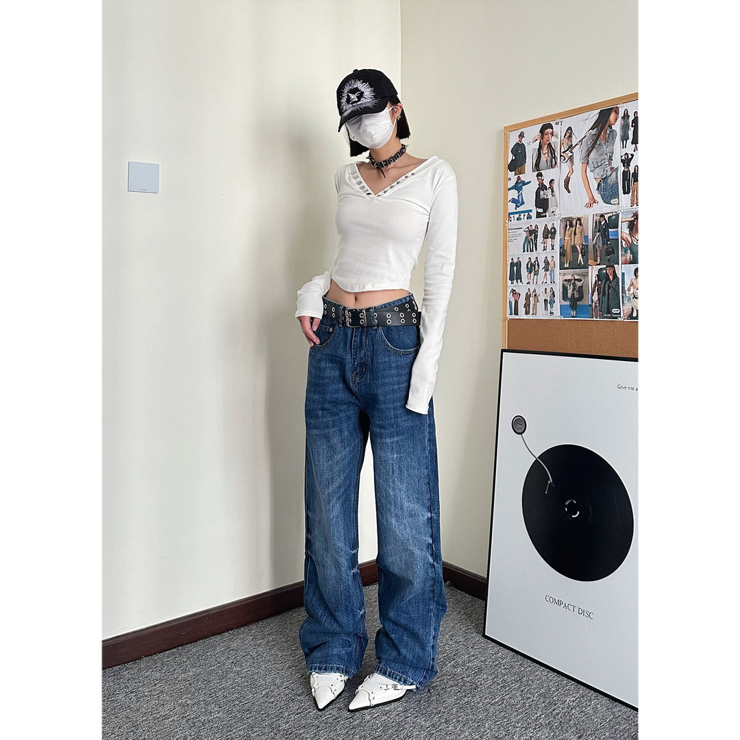 Loose and slim fit washed jeans