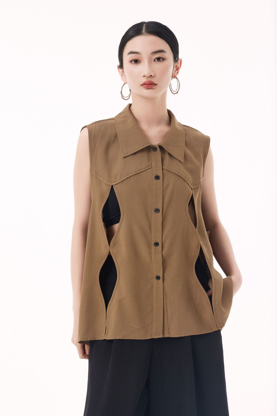 Sleeveless unique vest shirt