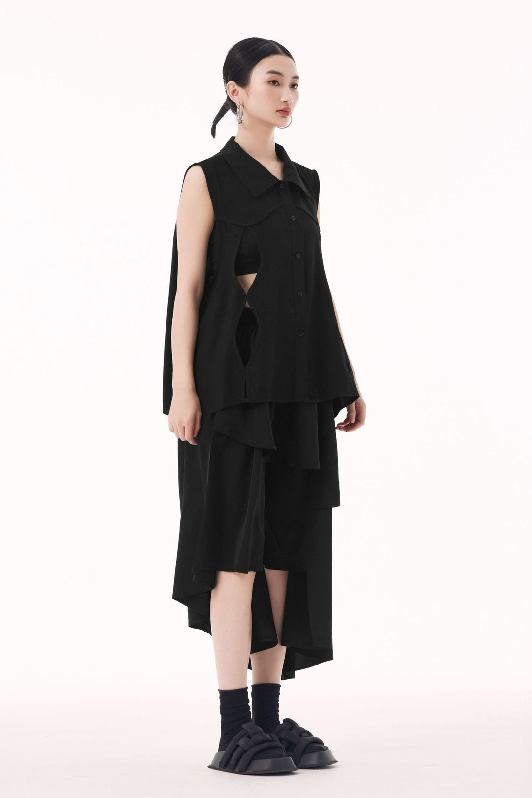 Sleeveless unique vest shirt