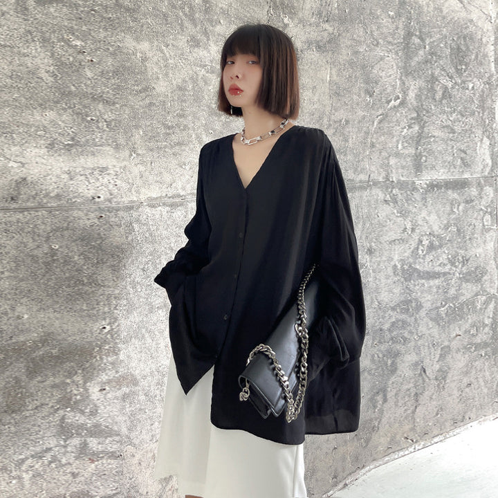 V-neck long-sleeved relax shirt