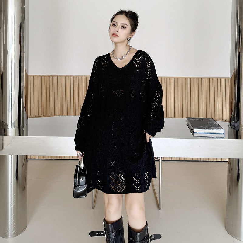 Hollow crochet design V-neck knitted dress