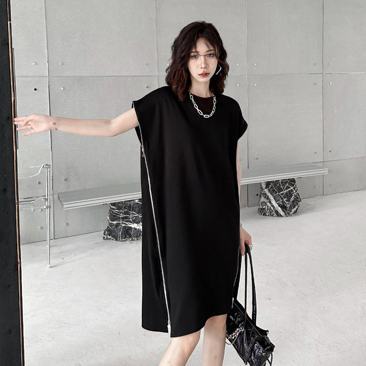 Side zip sleeveless one-piece