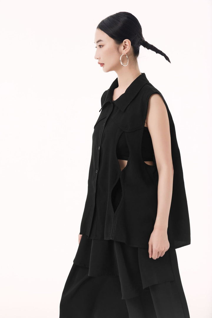 Sleeveless unique vest shirt