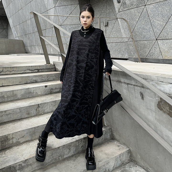 Side pleated sleeveless V neck long dress