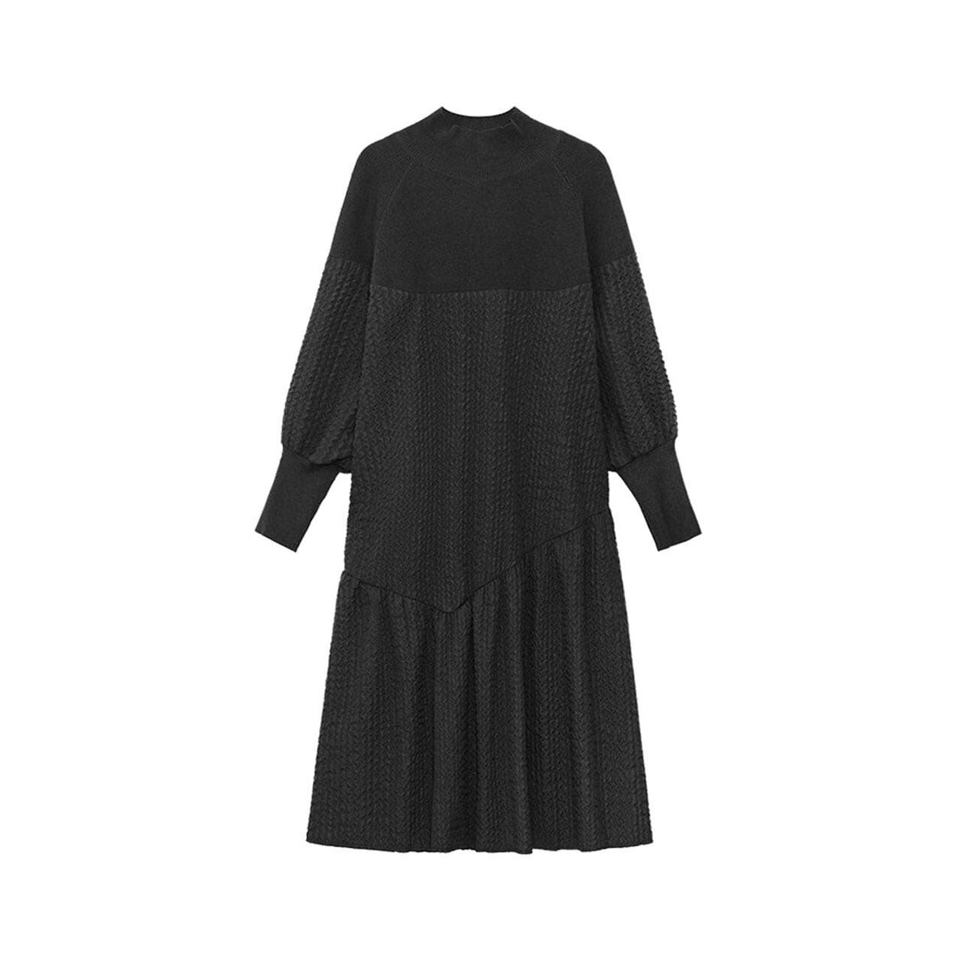 Knit Switching Tiered Onepiece