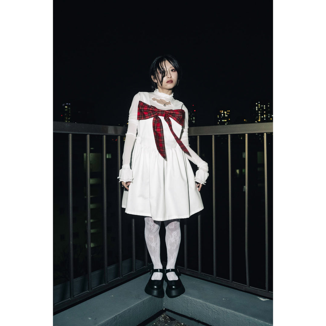Front ribbon sleeveless onepiece (Beige Check) ¥8,980 / ¥9,480