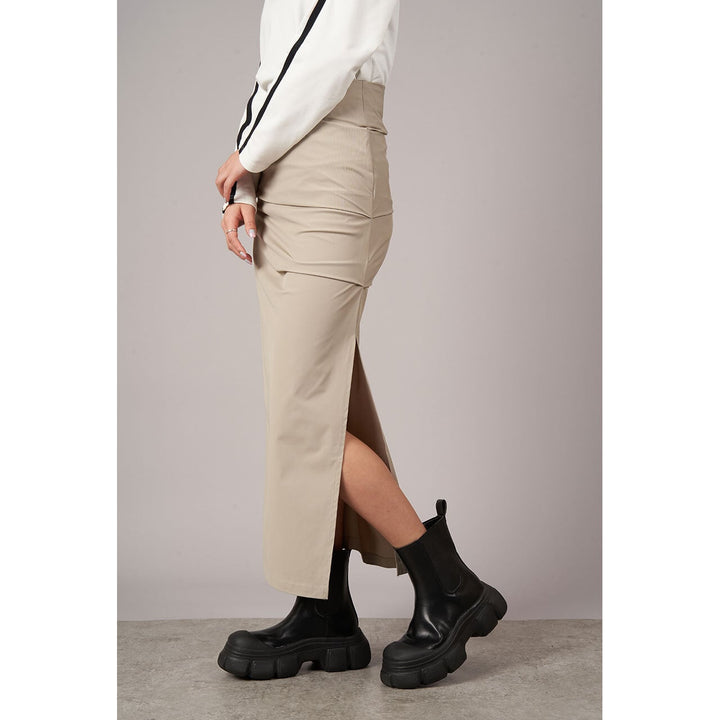 [¥0] Side Tuck Slit Tight Skirt