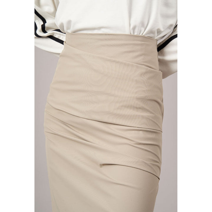 [¥0] Side Tuck Slit Tight Skirt