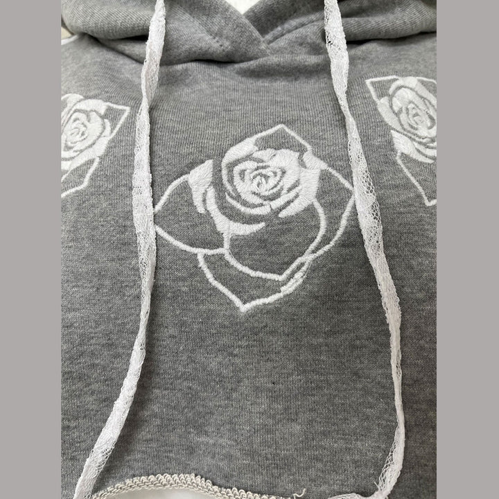 ୨୧1週間限定10％OFF୨୧ [ yy0904._] 緩苺 - Rose Embroidered Hoodie